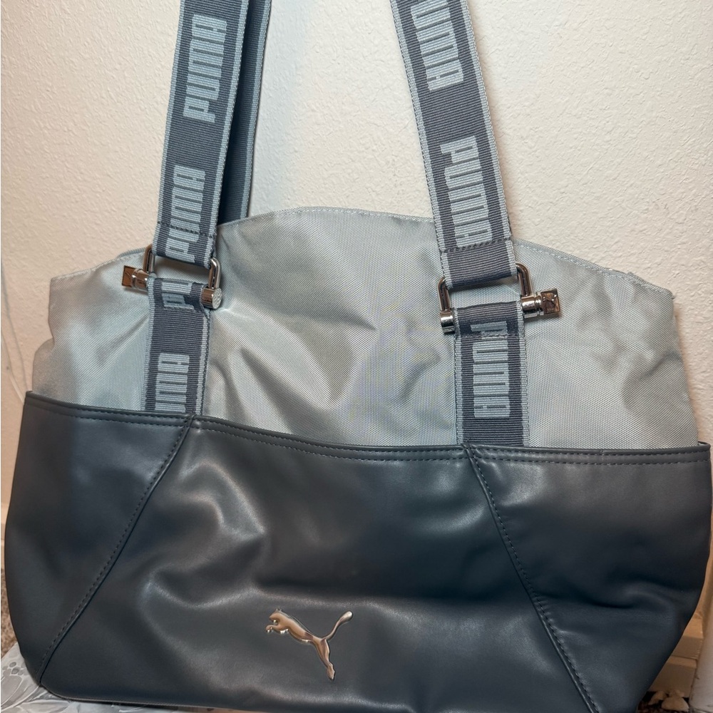 Puma Two-Tone Gray Women's Shoulder Bag